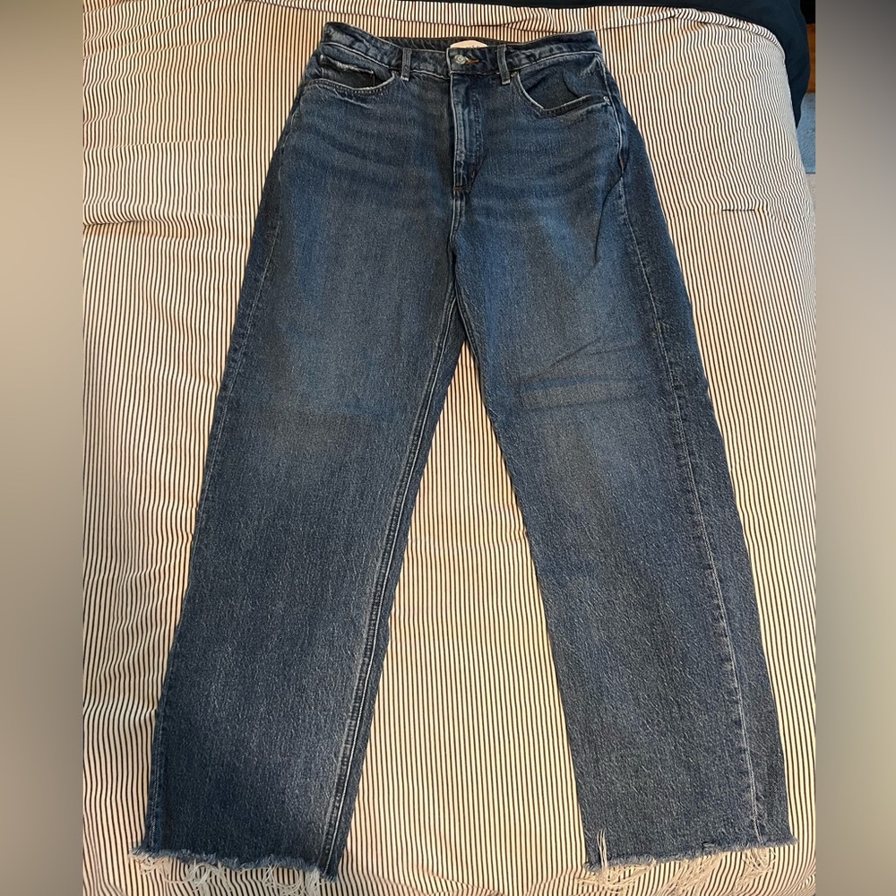 Ann Taylor LOFT Curvy 90’s Straight Jeans in medium wash with raw hem